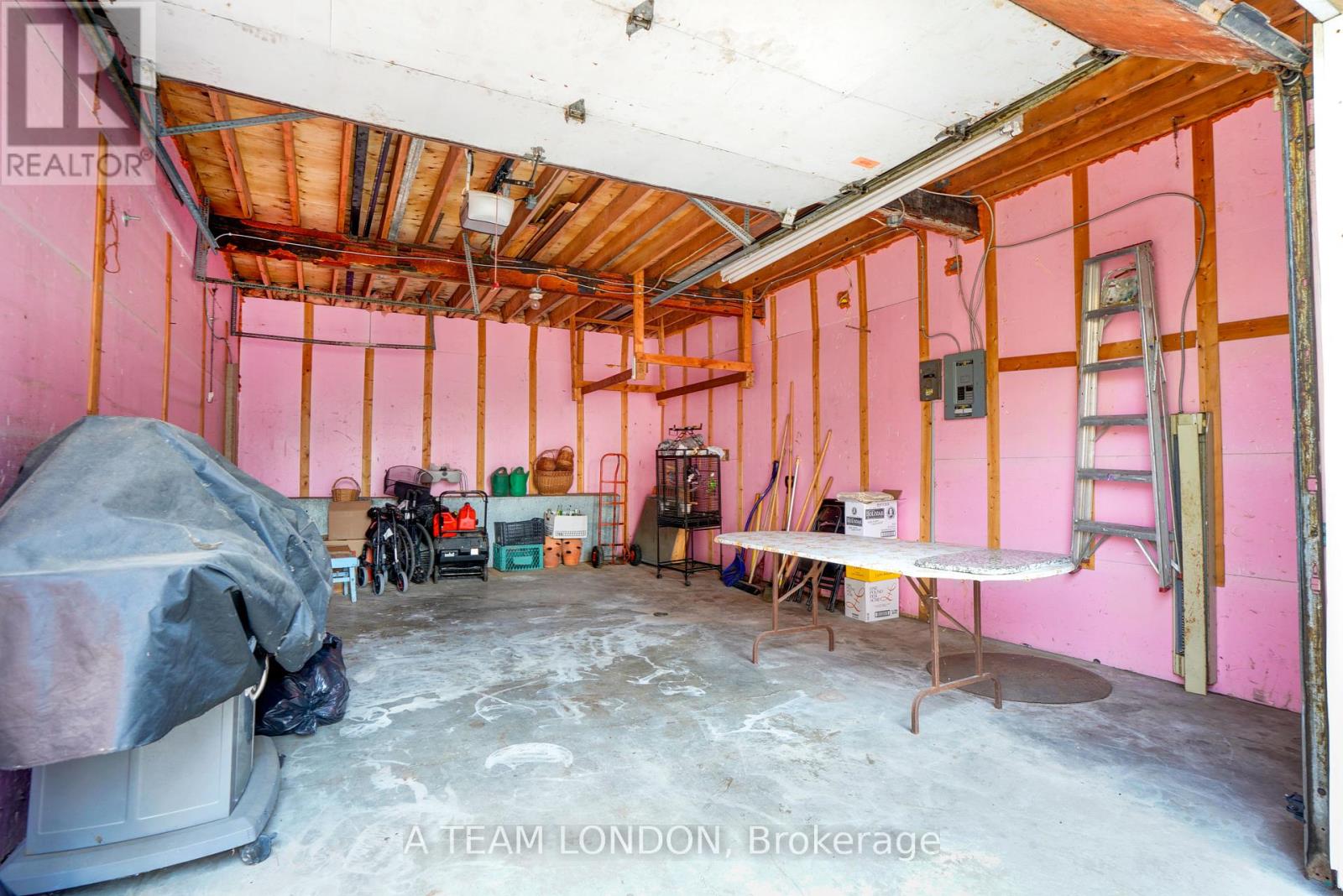 366 Hamilton Road, London East, Ontario  N5Z 1R5 - Photo 42 - X12339162