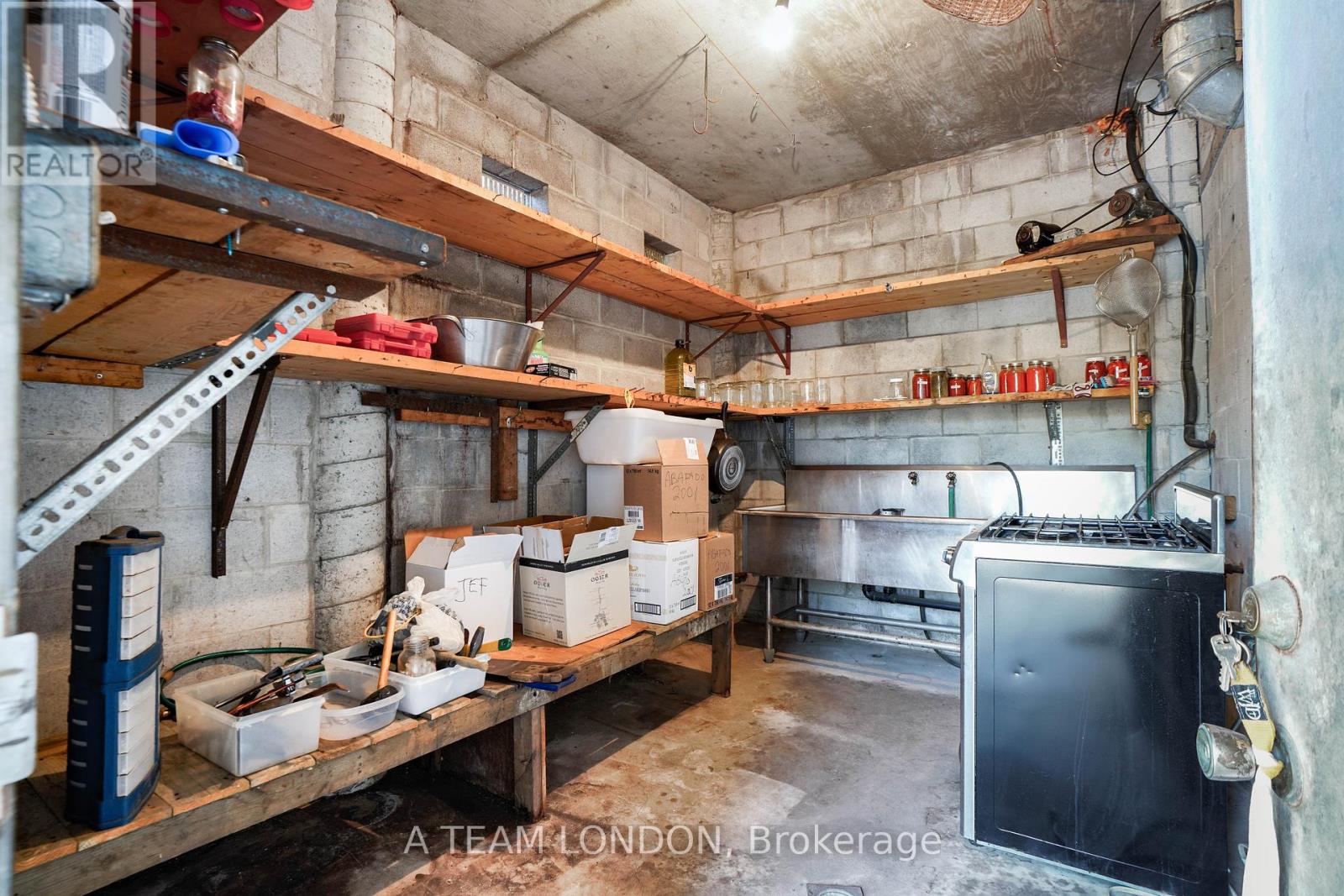 366 Hamilton Road, London East, Ontario  N5Z 1R5 - Photo 43 - X12339162