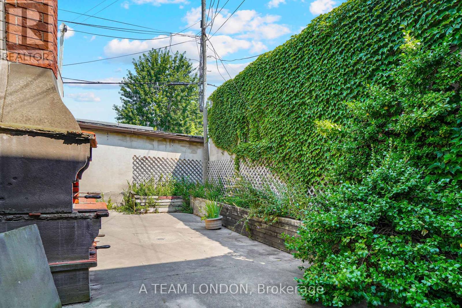366 Hamilton Road, London East, Ontario  N5Z 1R5 - Photo 44 - X12339162