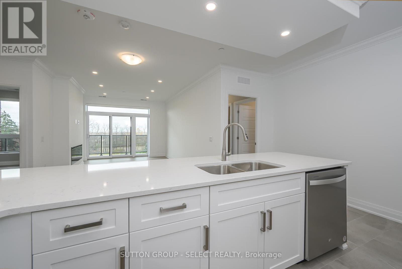 307 - 1975 Fountain Grass Drive, London South, Ontario  N6K 0M3 - Photo 12 - X12339196