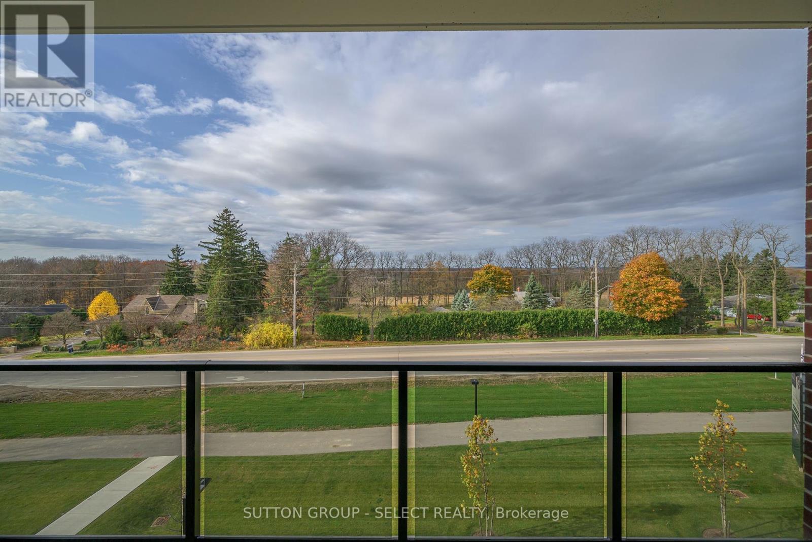 307 - 1975 Fountain Grass Drive, London South, Ontario  N6K 0M3 - Photo 5 - X12339196