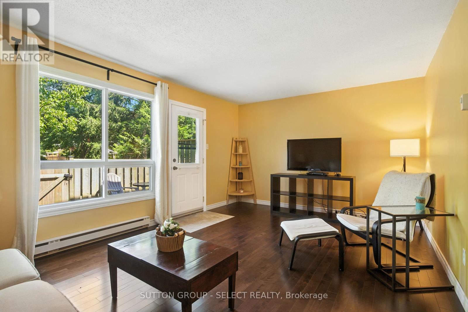 121 - 166 Southdale Road W, London South, Ontario  N6J 2J1 - Photo 10 - X12339208