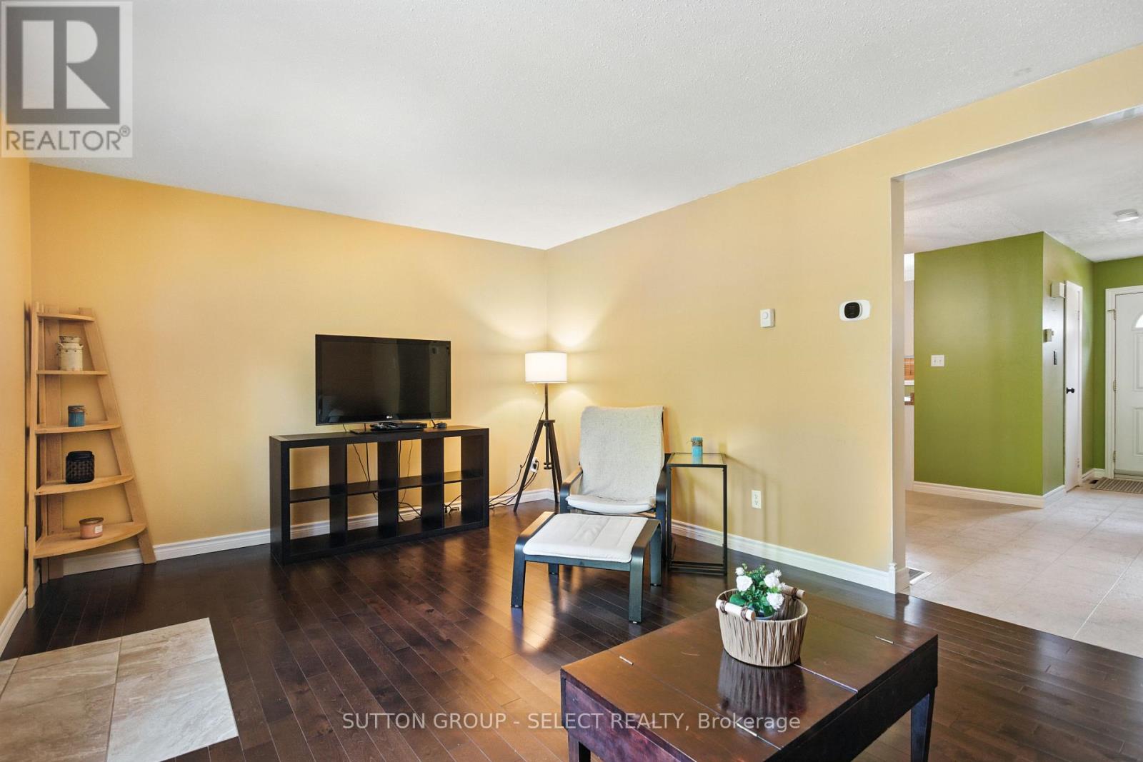 121 - 166 Southdale Road W, London South, Ontario  N6J 2J1 - Photo 11 - X12339208