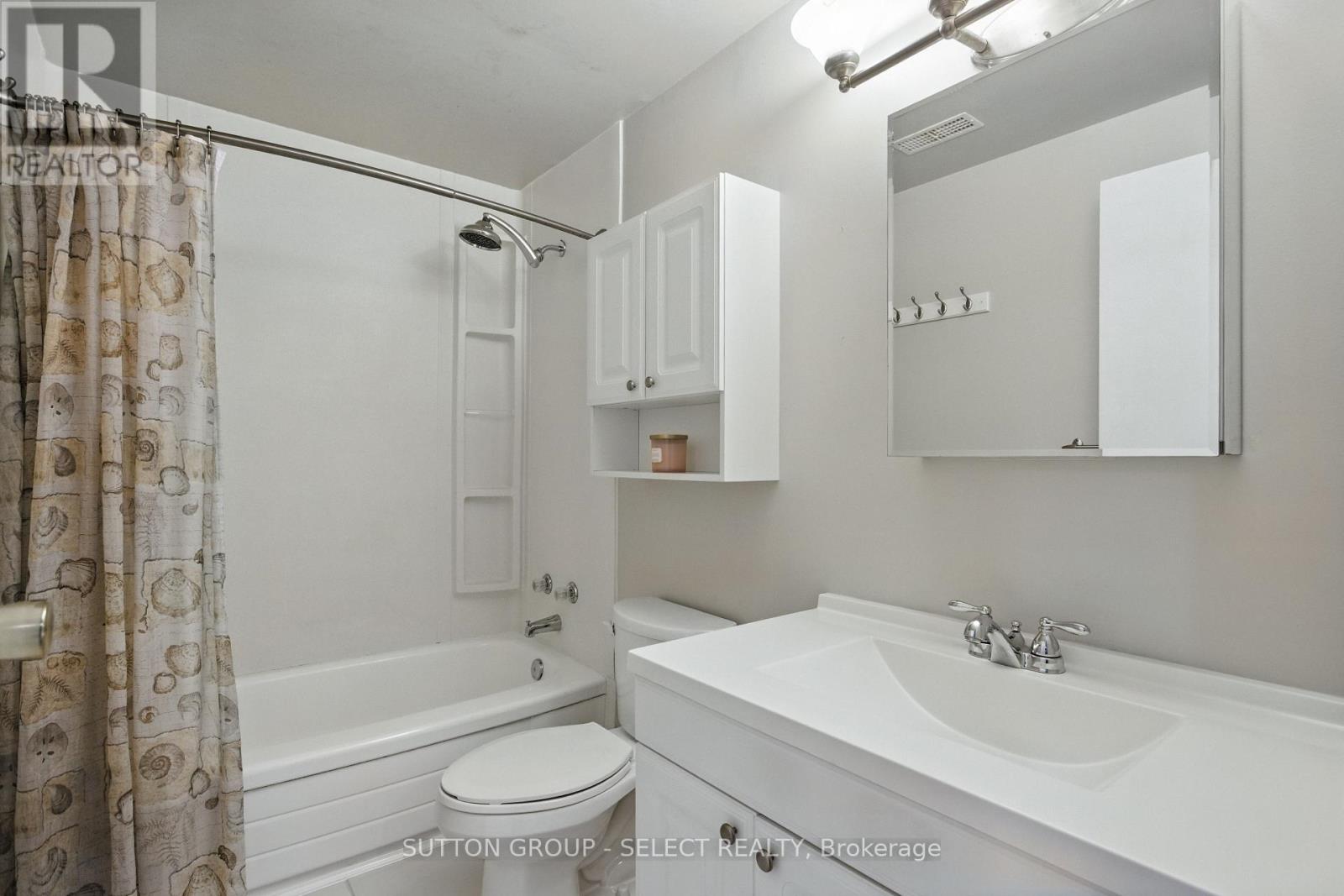 121 - 166 Southdale Road W, London South, Ontario  N6J 2J1 - Photo 21 - X12339208