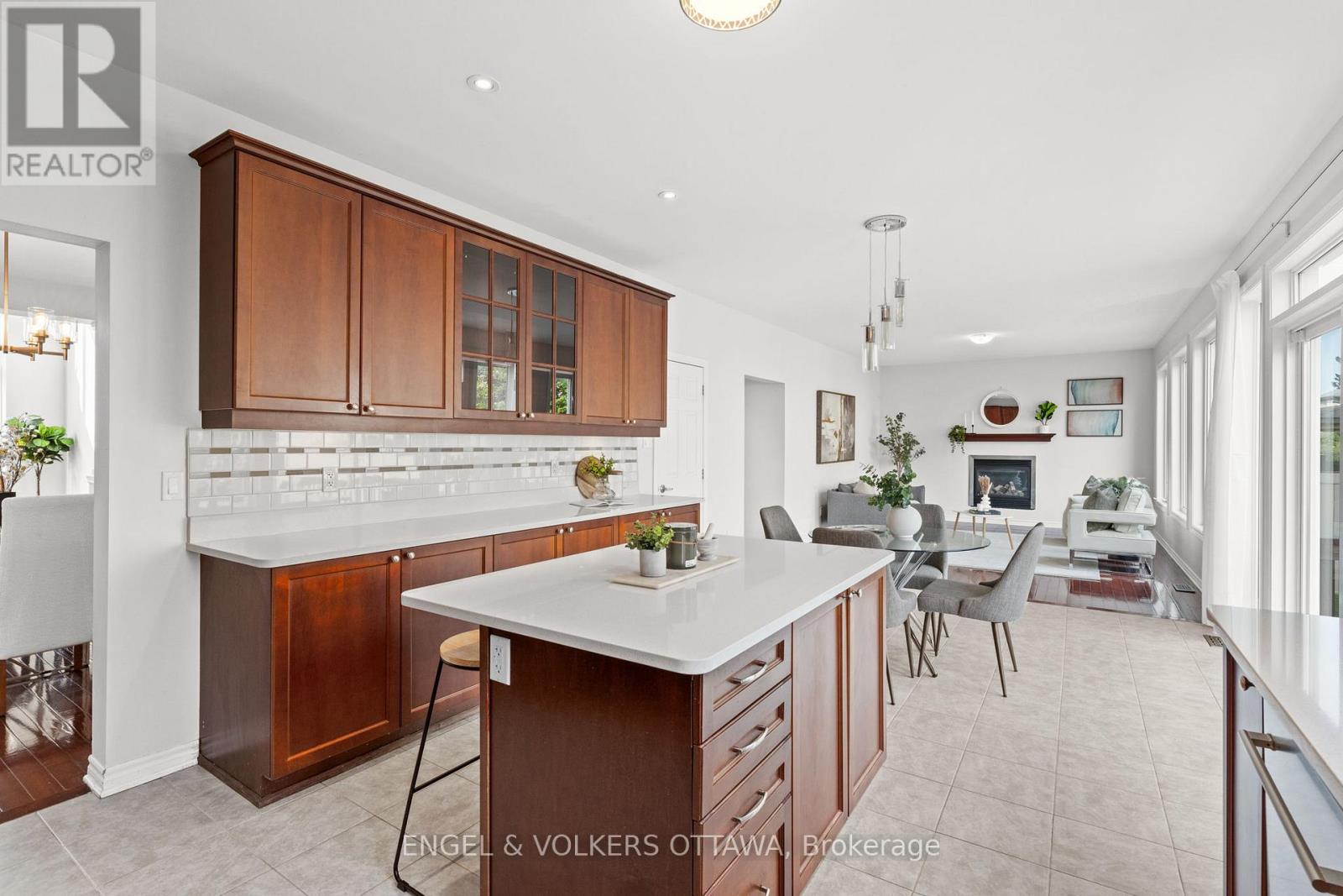 531 Bretby Crescent, Ottawa, Ontario  K2J 5P9 - Photo 10 - X12339155