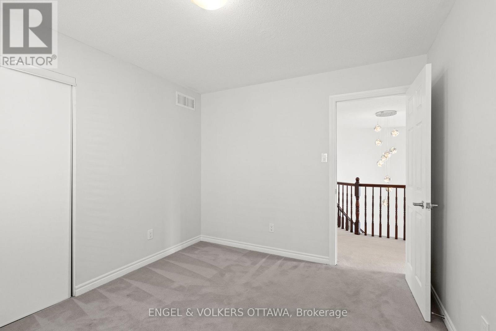 531 Bretby Crescent, Ottawa, Ontario  K2J 5P9 - Photo 25 - X12339155