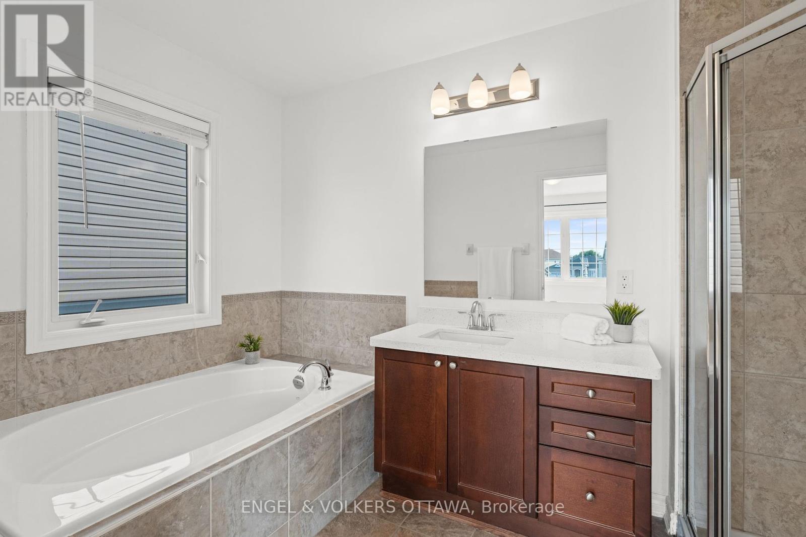 531 Bretby Crescent, Ottawa, Ontario  K2J 5P9 - Photo 28 - X12339155