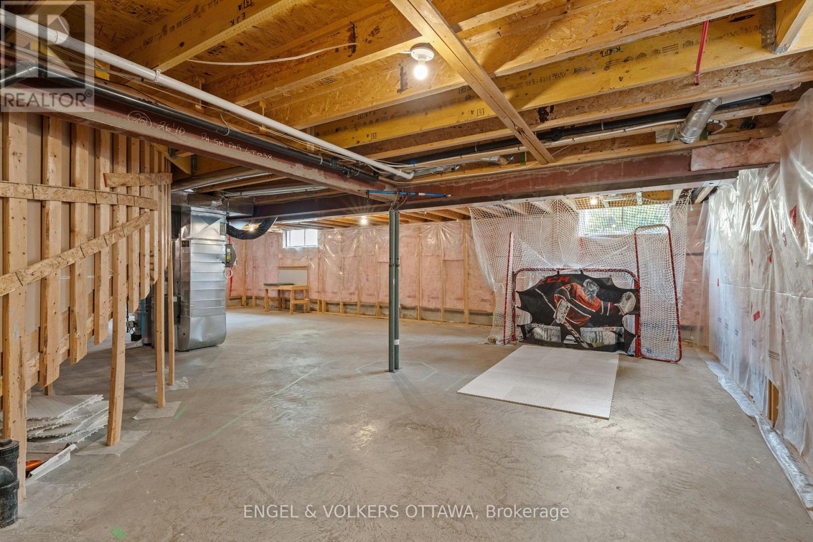 531 Bretby Crescent, Ottawa, Ontario  K2J 5P9 - Photo 29 - X12339155