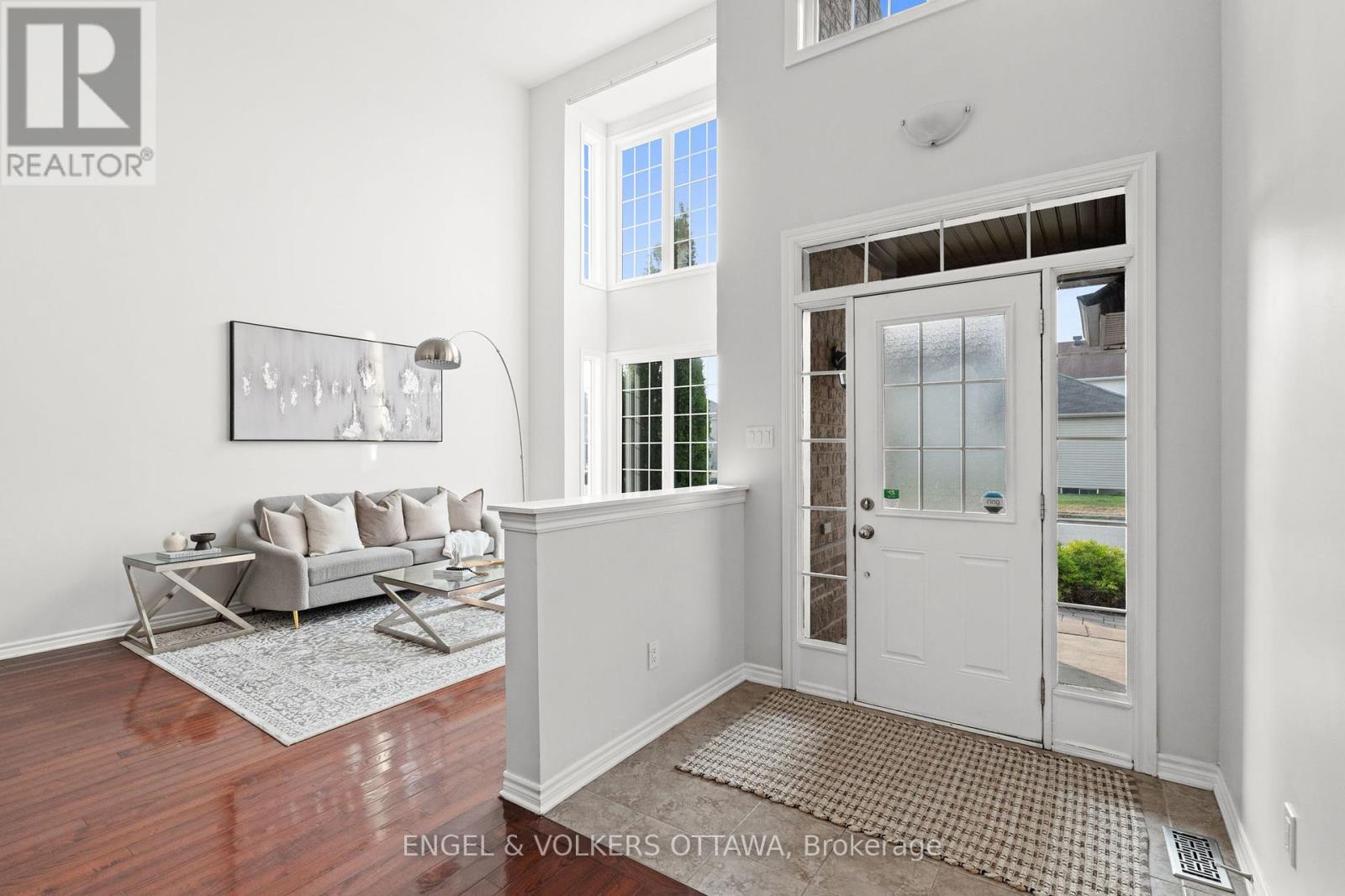 Property at 531 BRETBY CRESCENT image 3