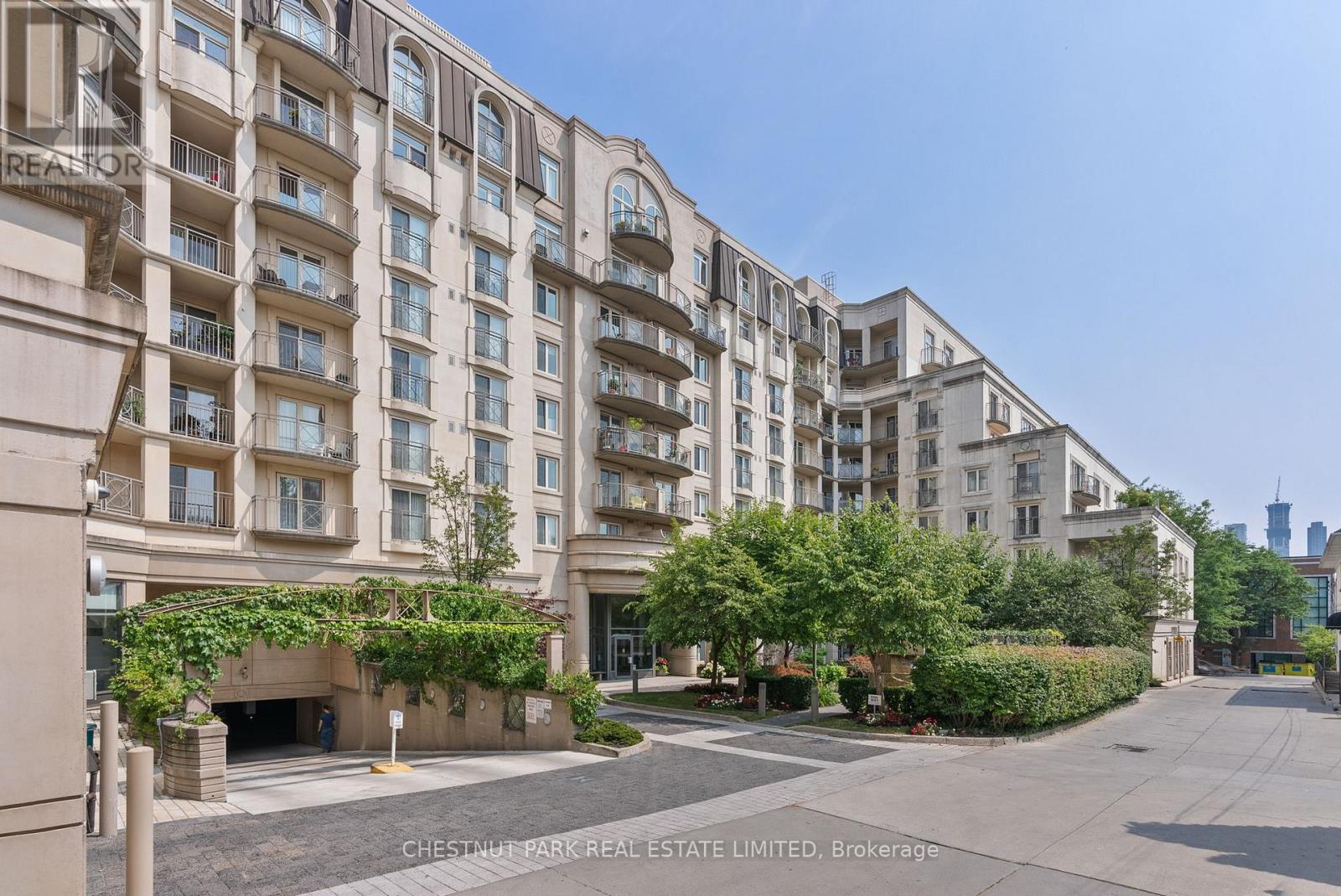 308 - 1 Balmoral Avenue, Toronto, Ontario  M4V 3B9 - Photo 2 - C12339118