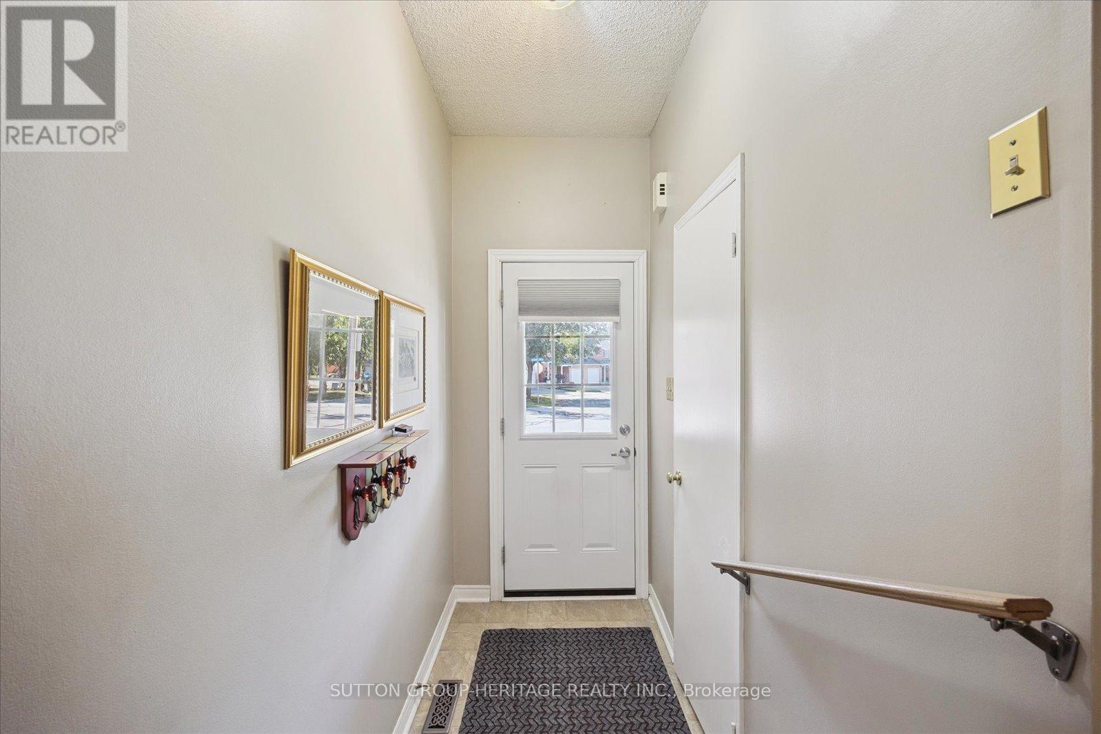 Property at 26 - 10 BASSETT BOULEVARD image 3