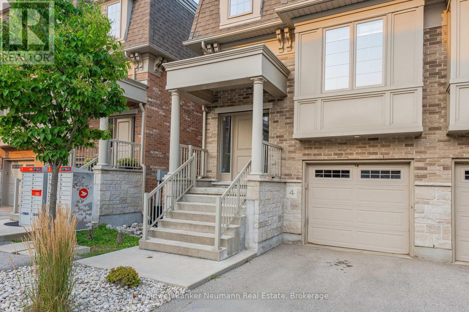 4 - 72 York Road, Guelph, Ontario  N1E 0M3 - Photo 2 - X12339260