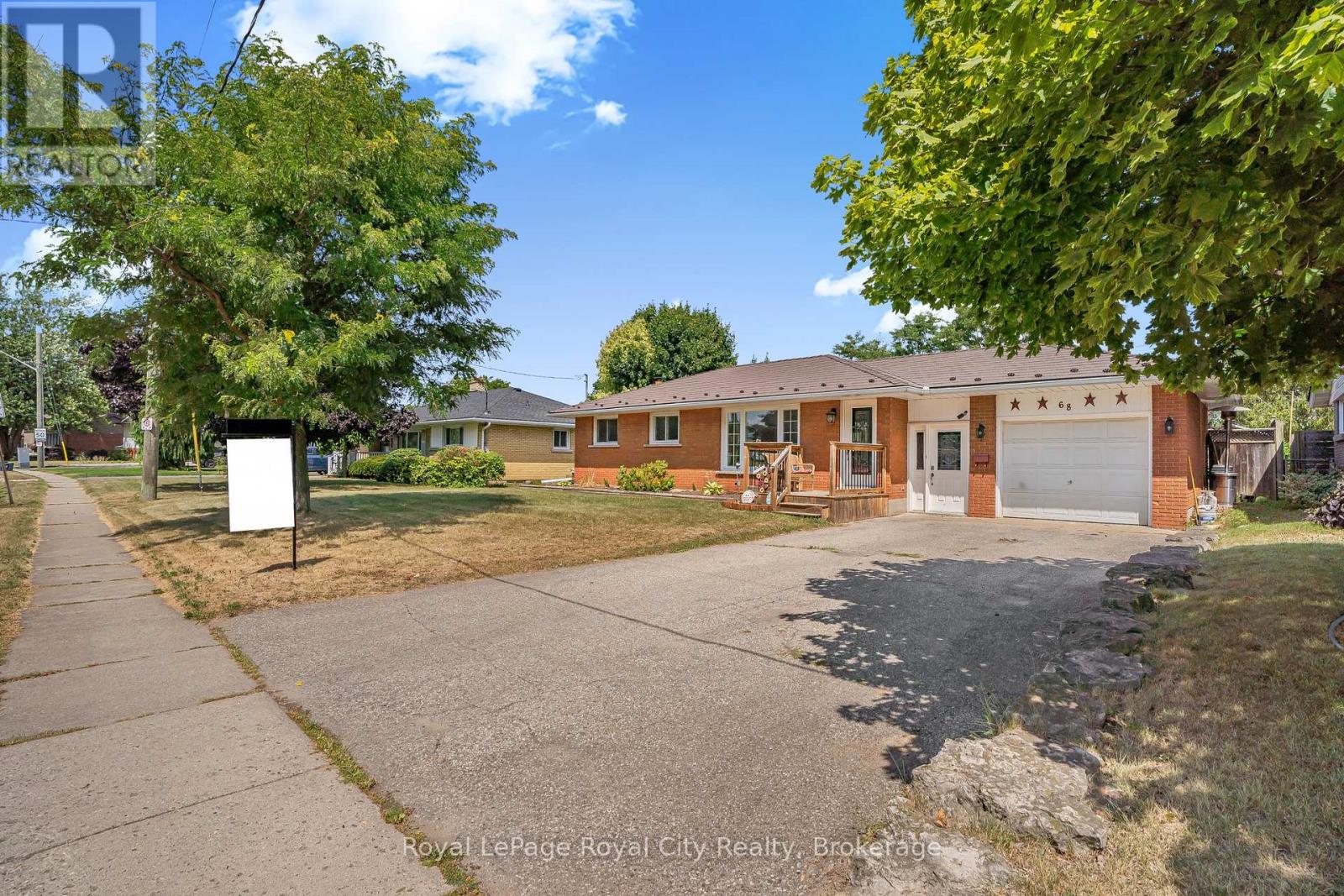 Property at 68 SUNSET BOULEVARD image 3