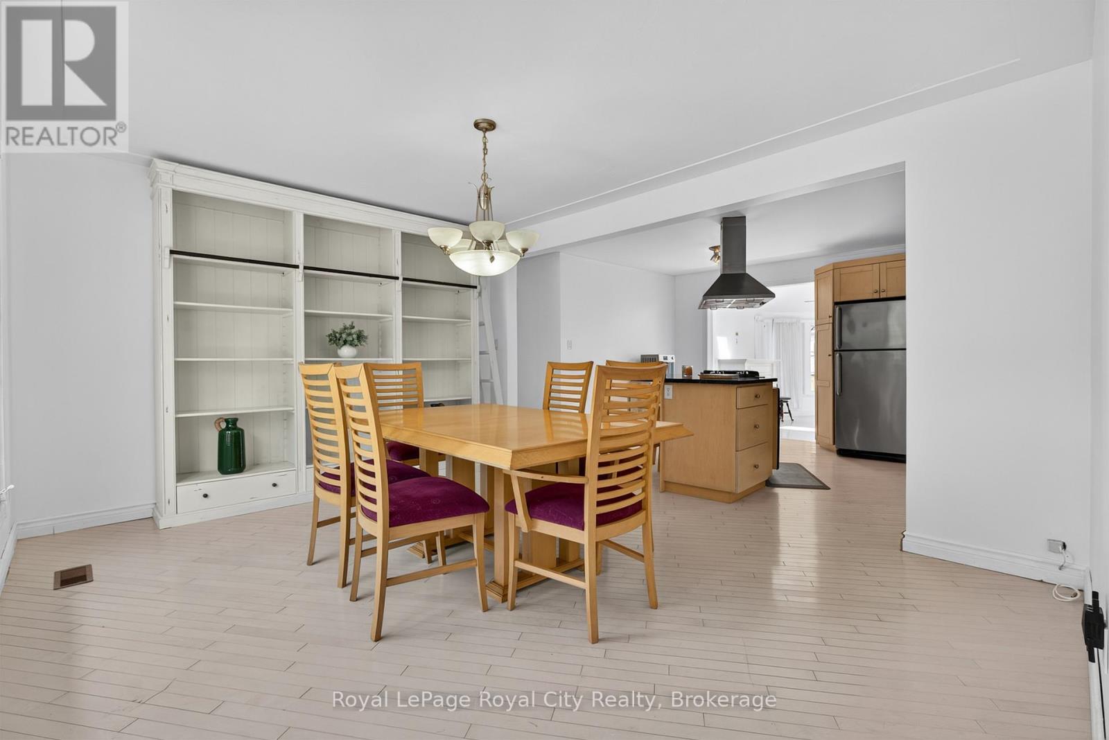 Property at 68 SUNSET BOULEVARD image 4