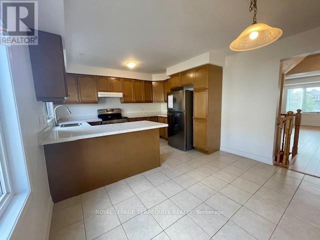 11 Signature Lane, Brampton (Northwest Brampton), Ontario  L7A 0T2 - Photo 14 - W12339088