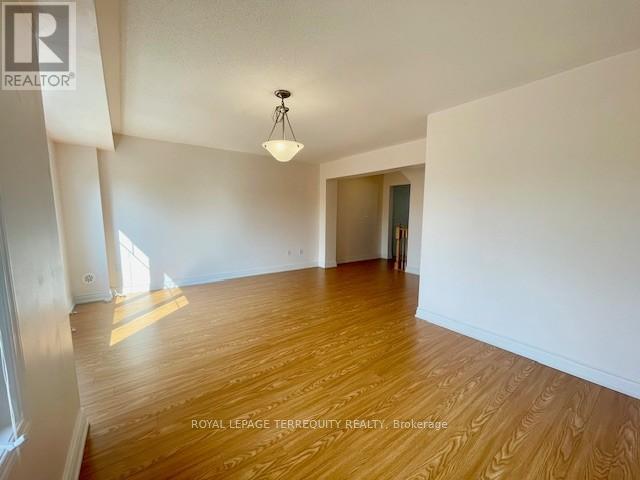 11 Signature Lane, Brampton (Northwest Brampton), Ontario  L7A 0T2 - Photo 19 - W12339088