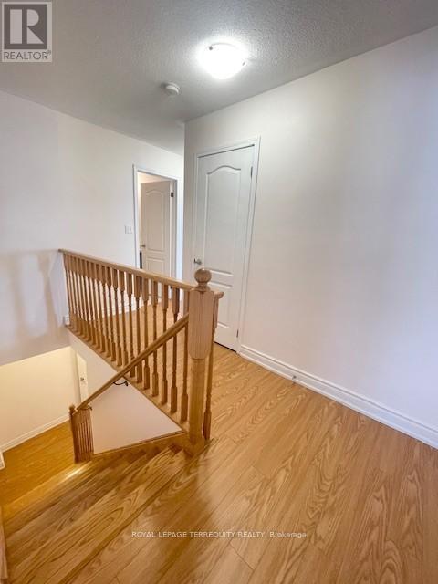 11 Signature Lane, Brampton (Northwest Brampton), Ontario  L7A 0T2 - Photo 25 - W12339088