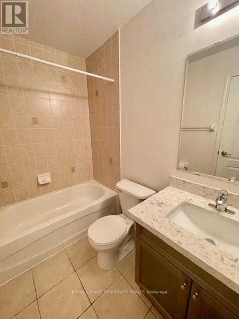 11 Signature Lane, Brampton (Northwest Brampton), Ontario  L7A 0T2 - Photo 37 - W12339088