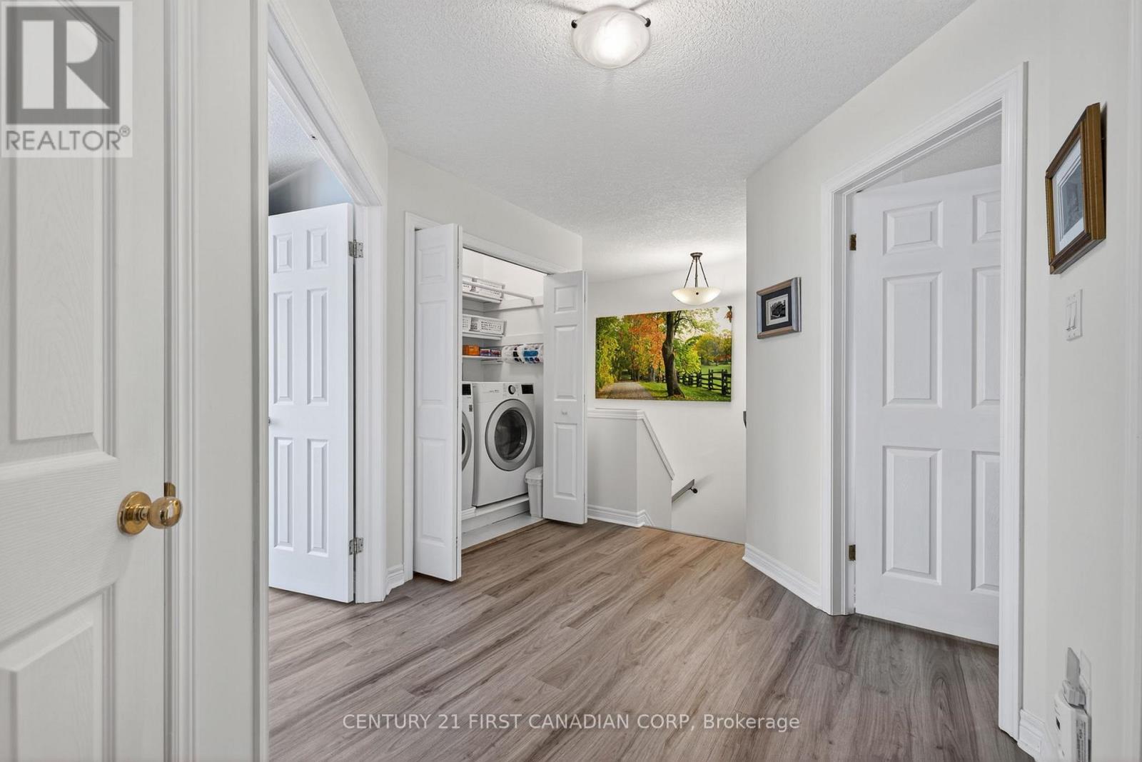 801 North Leaksdale Circle, London South, Ontario  N6M 1L9 - Photo 24 - X12339237