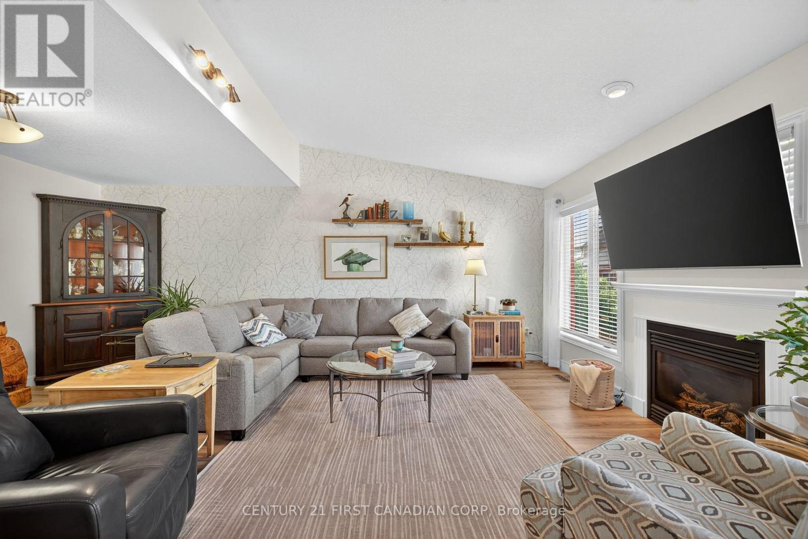 801 North Leaksdale Circle, London South, Ontario  N6M 1L9 - Photo 20 - X12339237