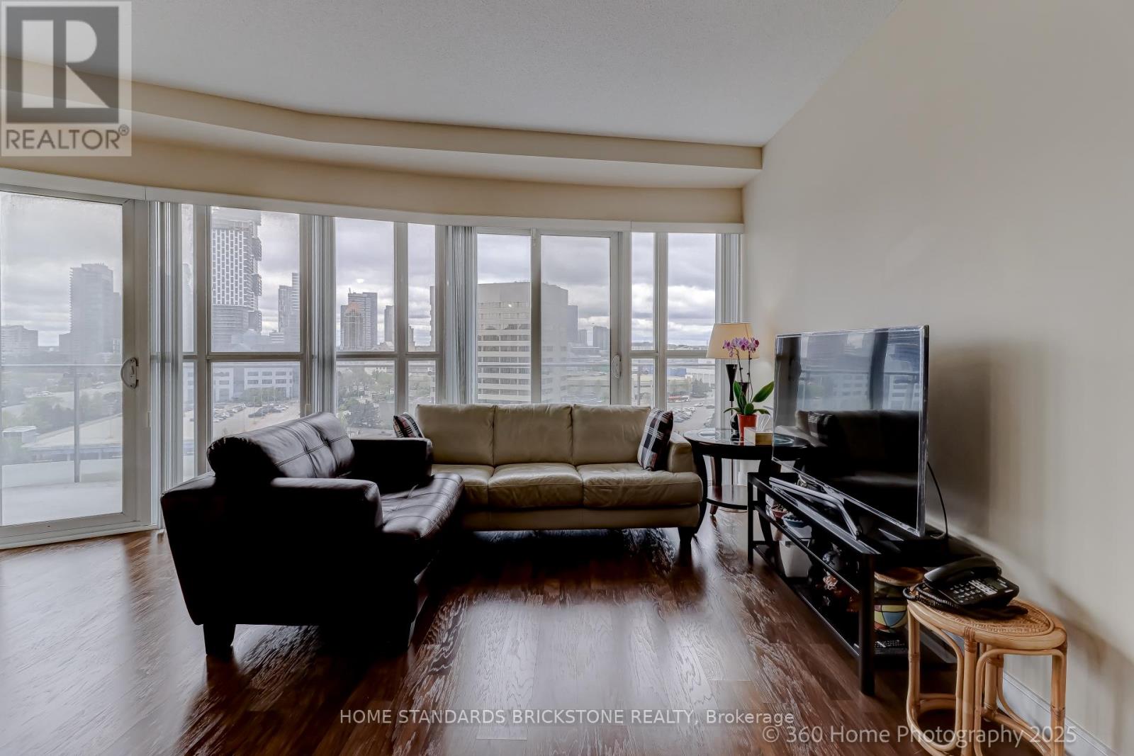 1106 - 50 Absolute Avenue, Mississauga, Ontario  L4Z 0A8 - Photo 3 - W12335426