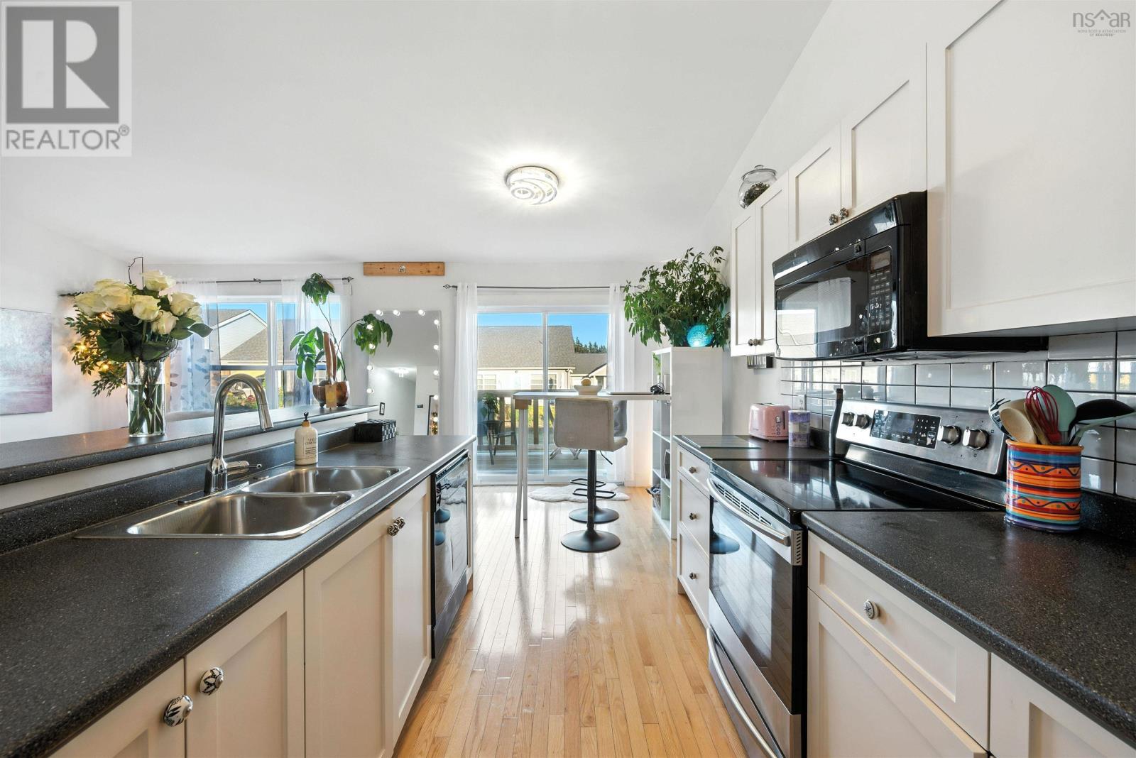 67 Sailors Trail, Unit 17, Eastern Passage, Nova Scotia  B3G 0A7 - Photo 11 - 202520019