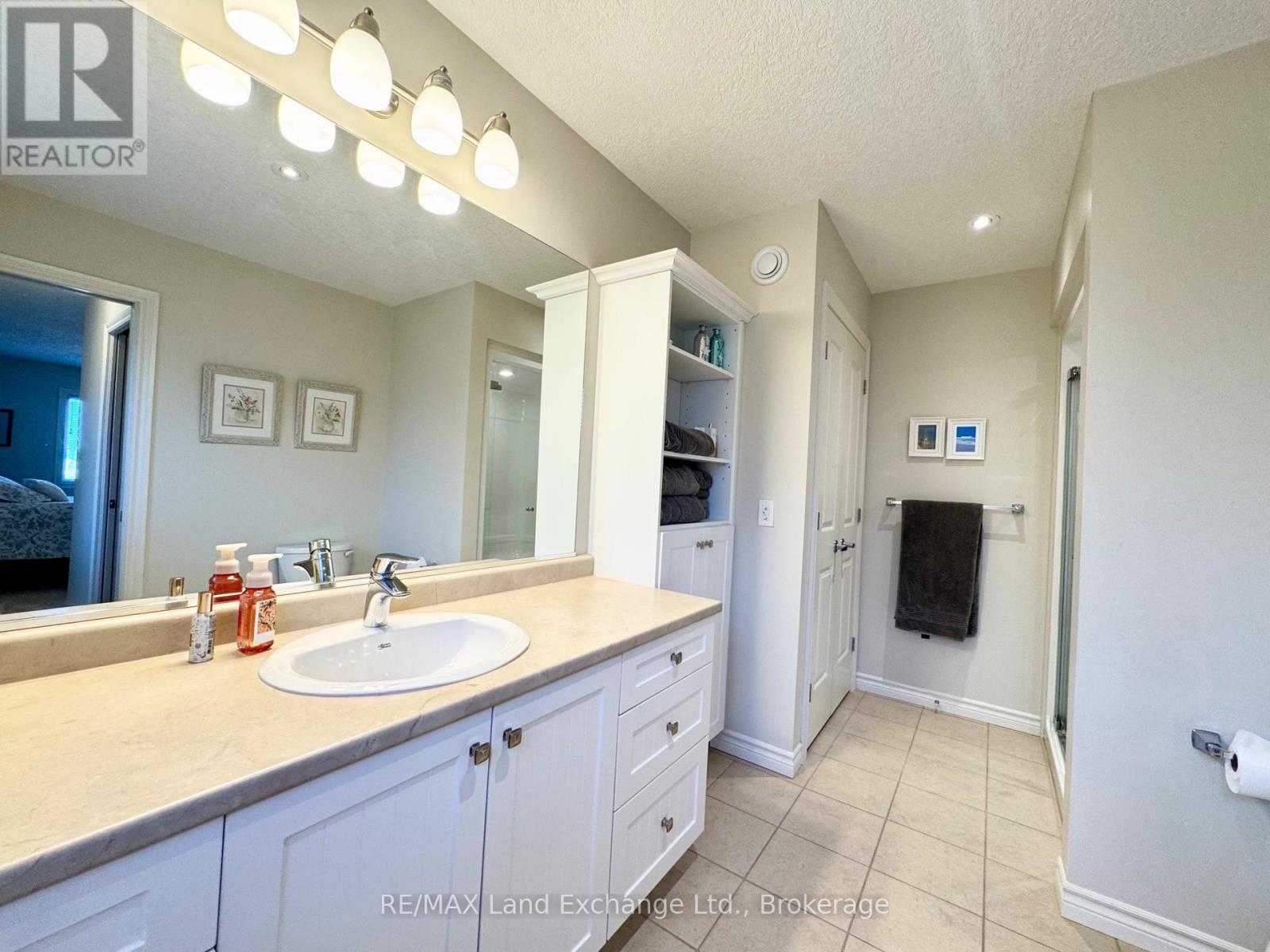 246 Stickel Street, Saugeen Shores, Ontario  N0H 2C1 - Photo 14 - X12241288