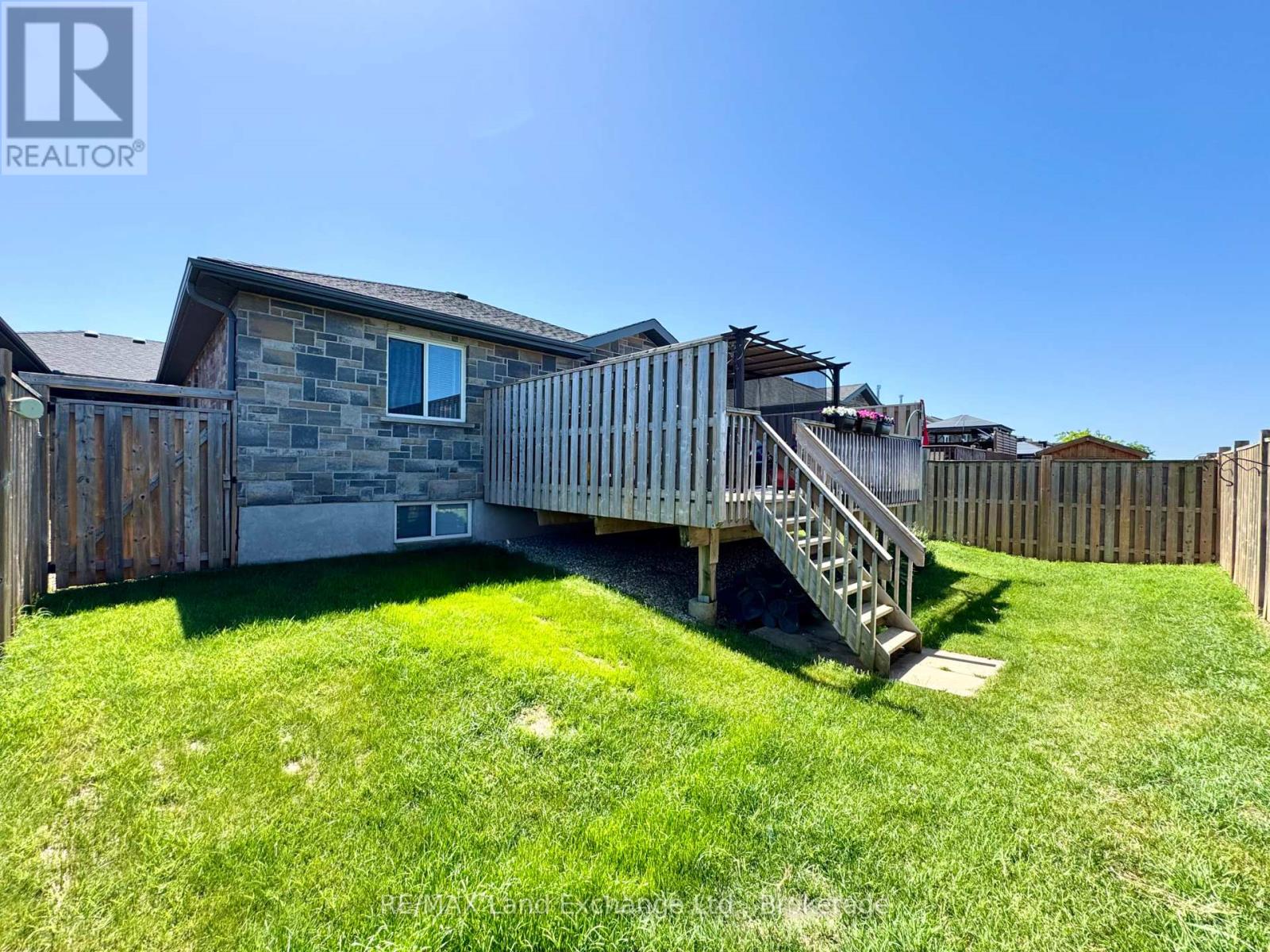 246 Stickel Street, Saugeen Shores, Ontario  N0H 2C1 - Photo 28 - X12241288