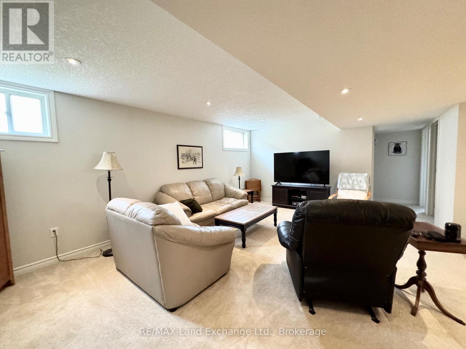 246 Stickel Street, Saugeen Shores, Ontario  N0H 2C1 - Photo 24 - X12241288