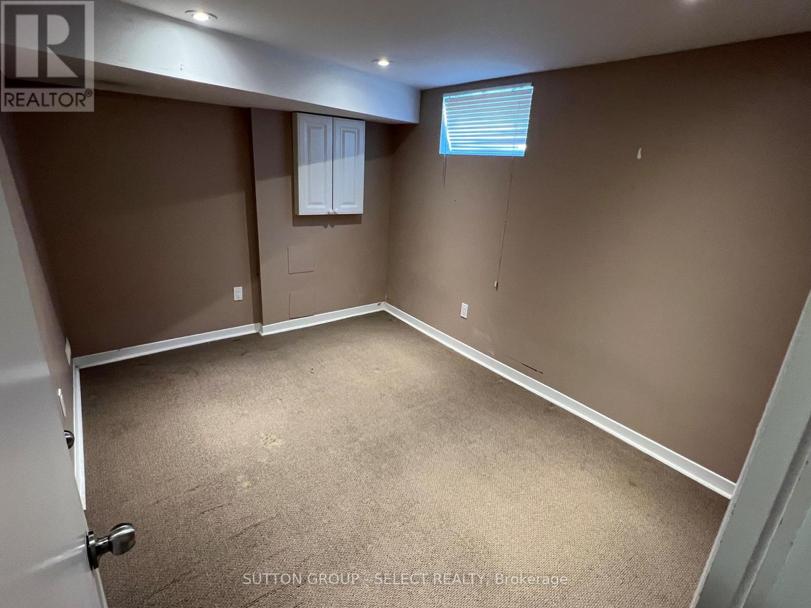 20 Saunby Street, London North, Ontario  N6G 1A3 - Photo 10 - X12339353