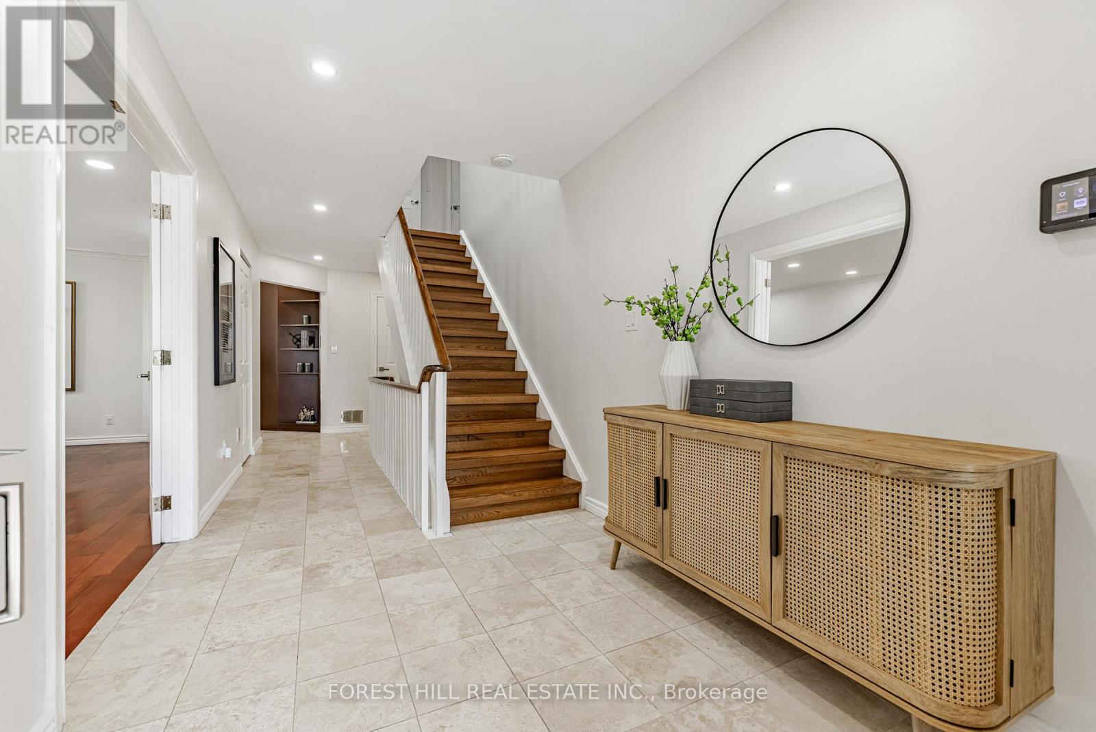 Property at 241 SHAUGHNESSY BOULEVARD image 4