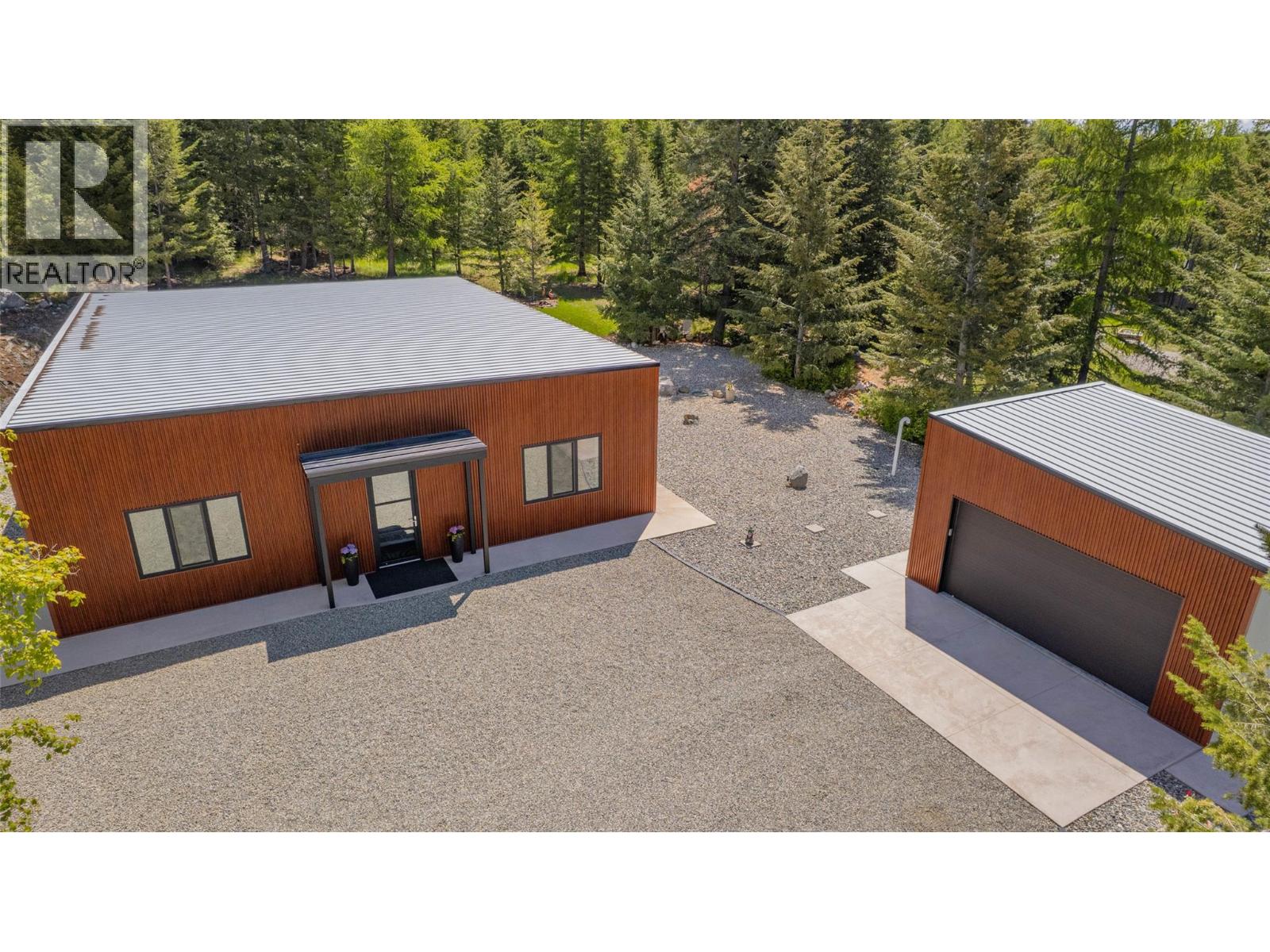 1324 Timberwolf Trail Road, Bridesville, British Columbia