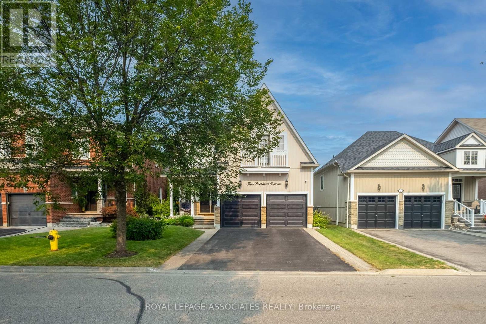 Property at 5 ROCKLAND CRESCENT image 4