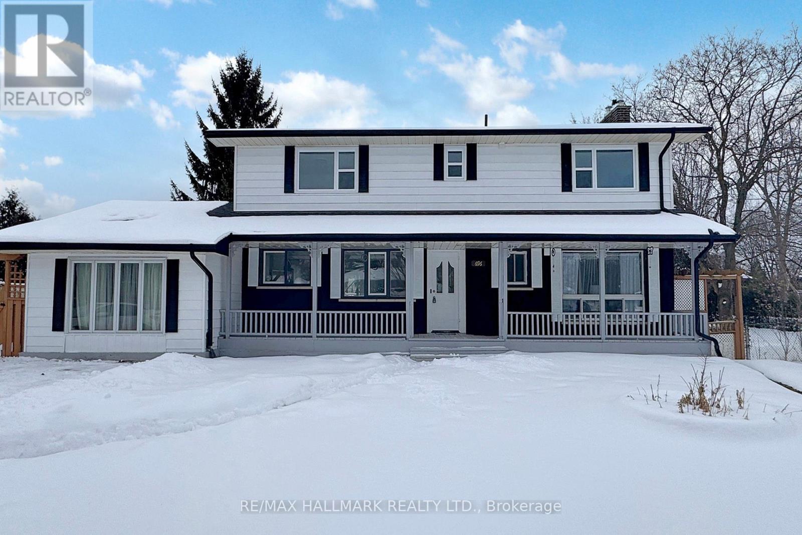 696 JASMINE CRESCENT, Oshawa, Ontario