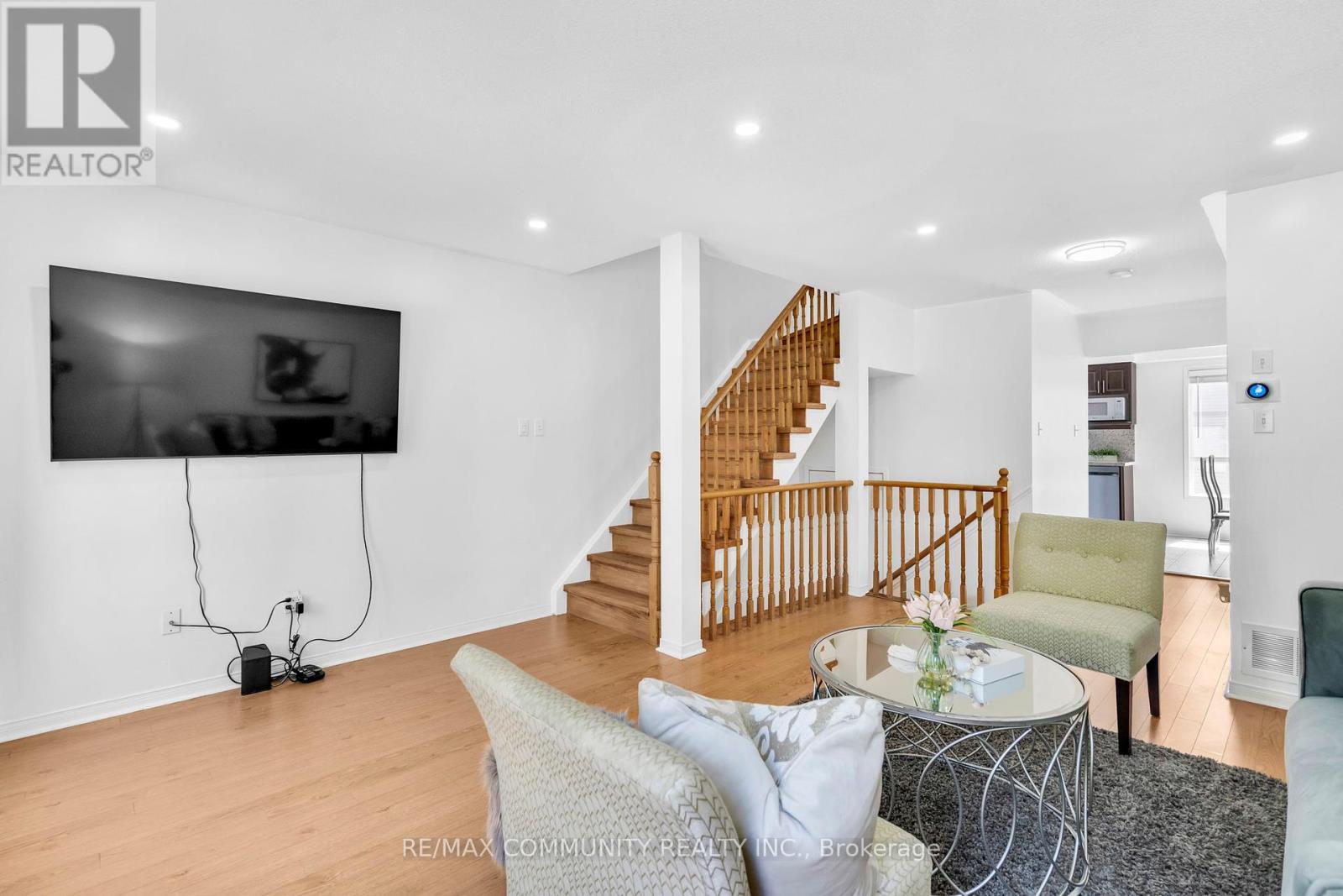 49 Mcgonigal Lane, Ajax, Ontario  L1T 4H1 - Photo 13 - E12339334