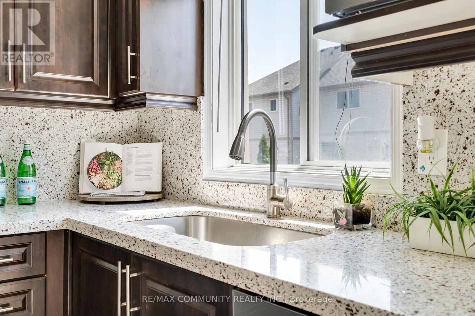 49 Mcgonigal Lane, Ajax, Ontario  L1T 4H1 - Photo 20 - E12339334