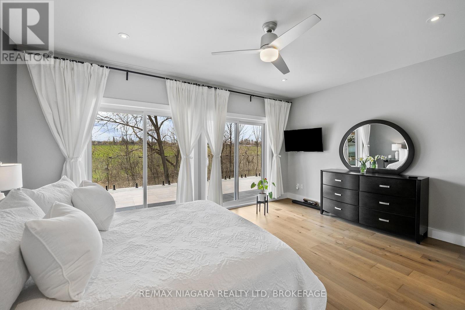 90 Millpond Road, Niagara-On-The-Lake, Ontario  L0S 1J1 - Photo 31 - X12339430