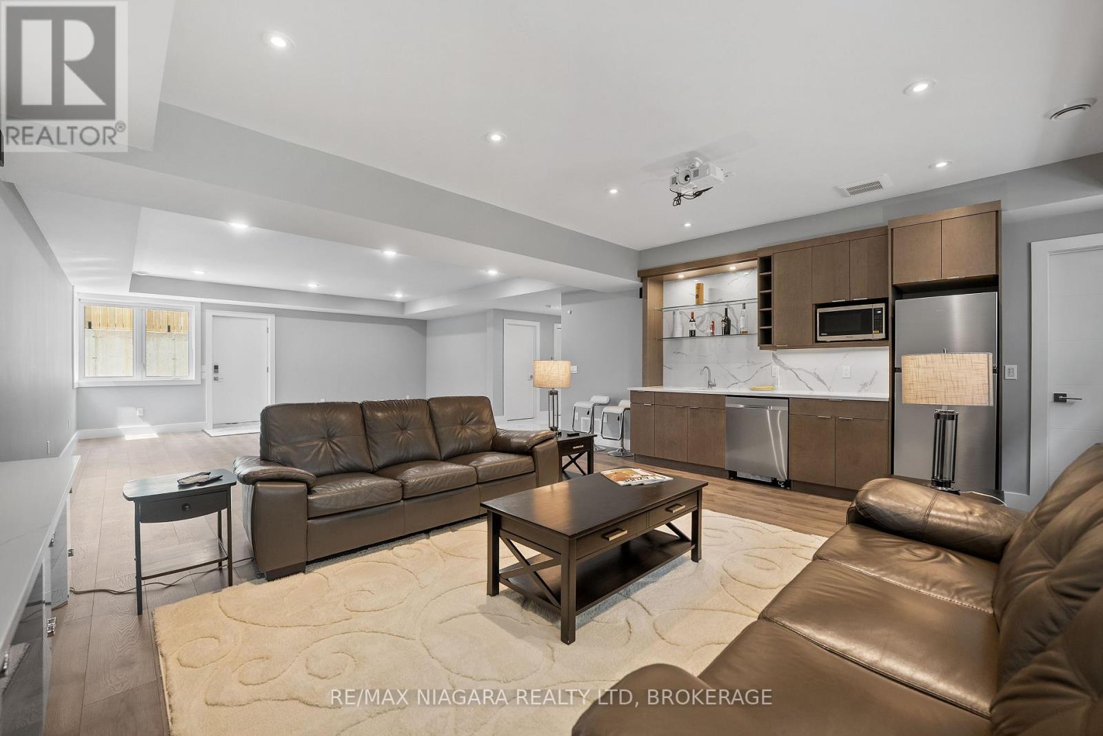 90 Millpond Road, Niagara-On-The-Lake, Ontario  L0S 1J1 - Photo 44 - X12339430