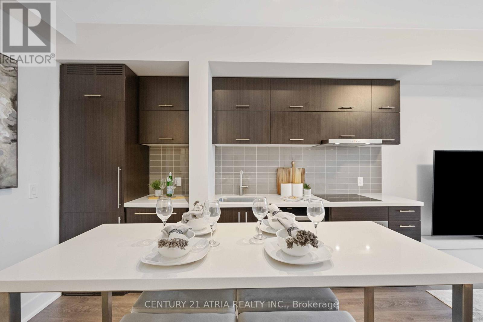 1015 - 180 Enterprise Boulevard, Markham, Ontario  L6G 0G4 - Photo 6 - N12339213
