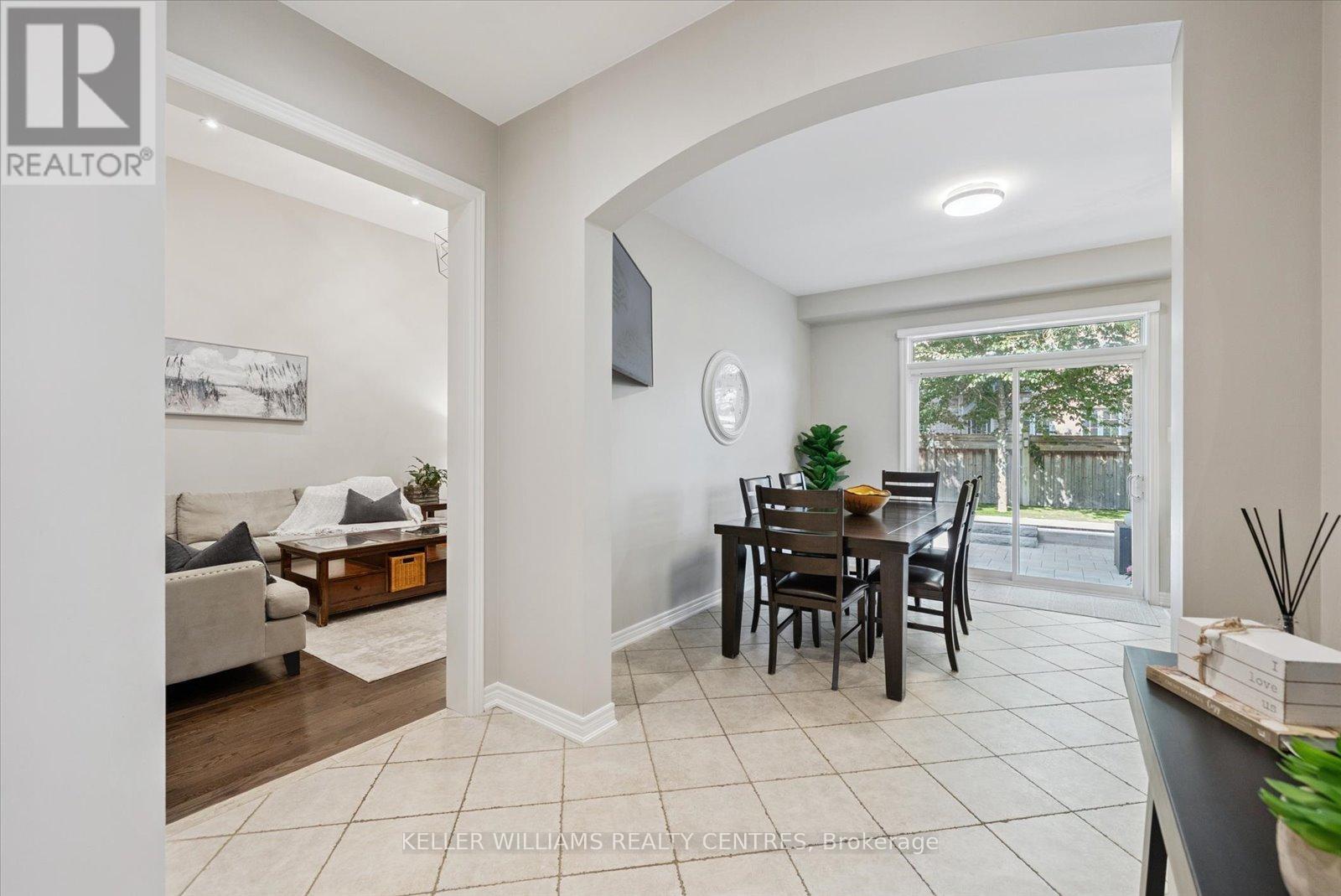 72 Pointon Street, Aurora, Ontario  L4G 0J9 - Photo 8 - N12339303