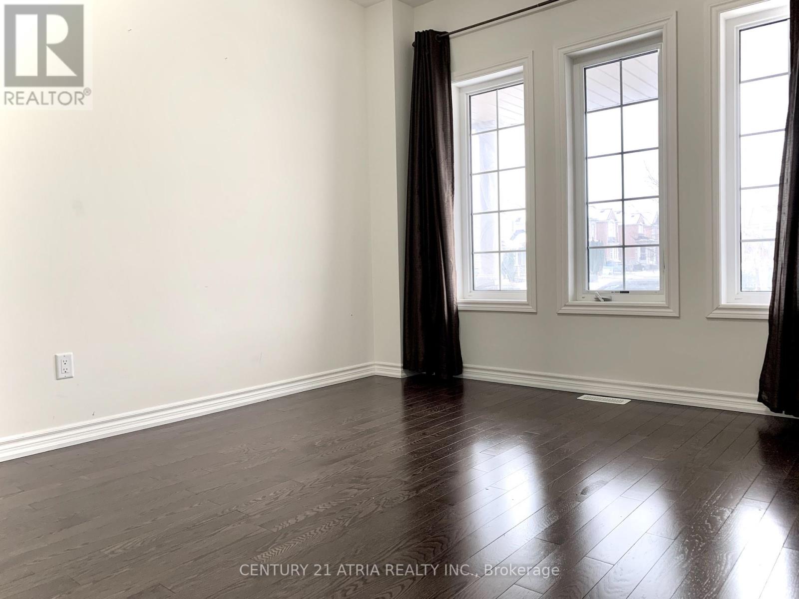 472 Roy Rainey Avenue, Markham, Ontario  L6E 2H6 - Photo 3 - N12339320