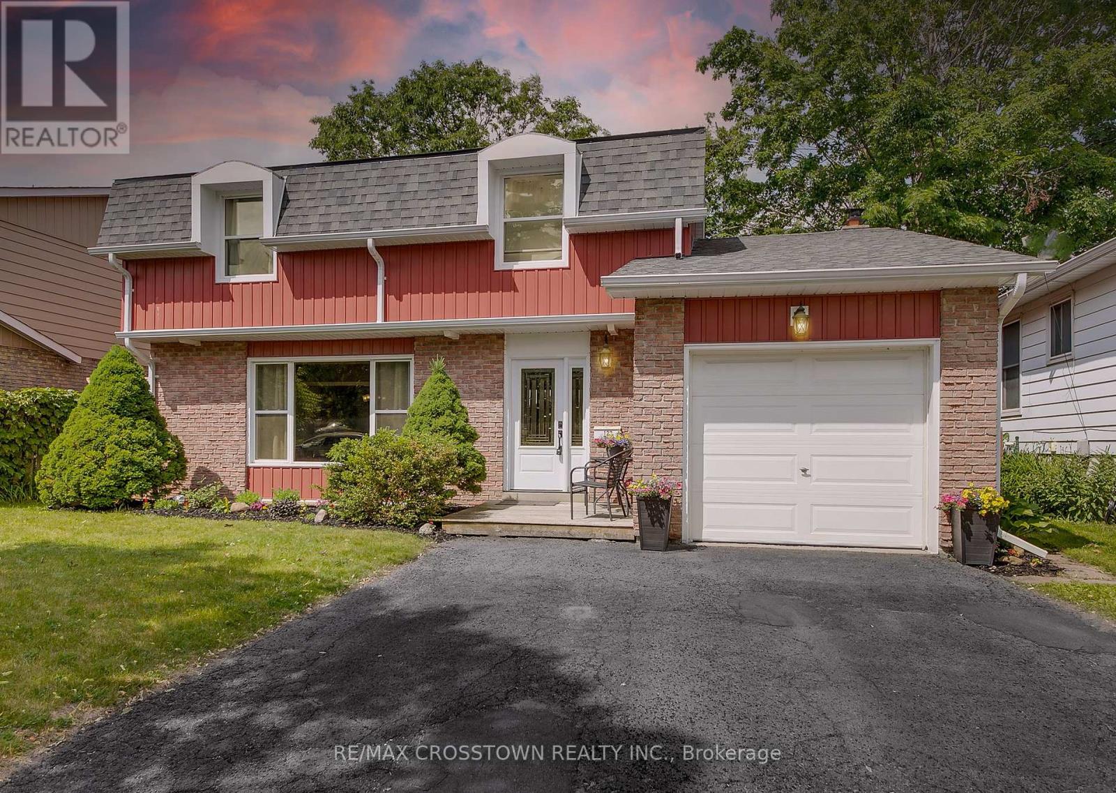 122 MARSHALL STREET S, Barrie, Ontario