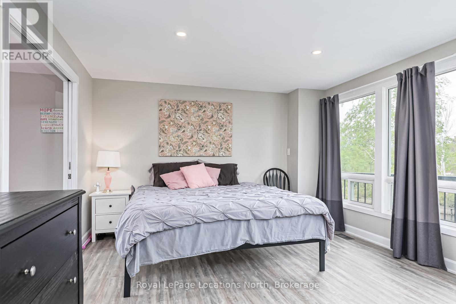 1628 River Road W, Wasaga Beach, Ontario  L9Z 2S3 - Photo 20 - S12339411