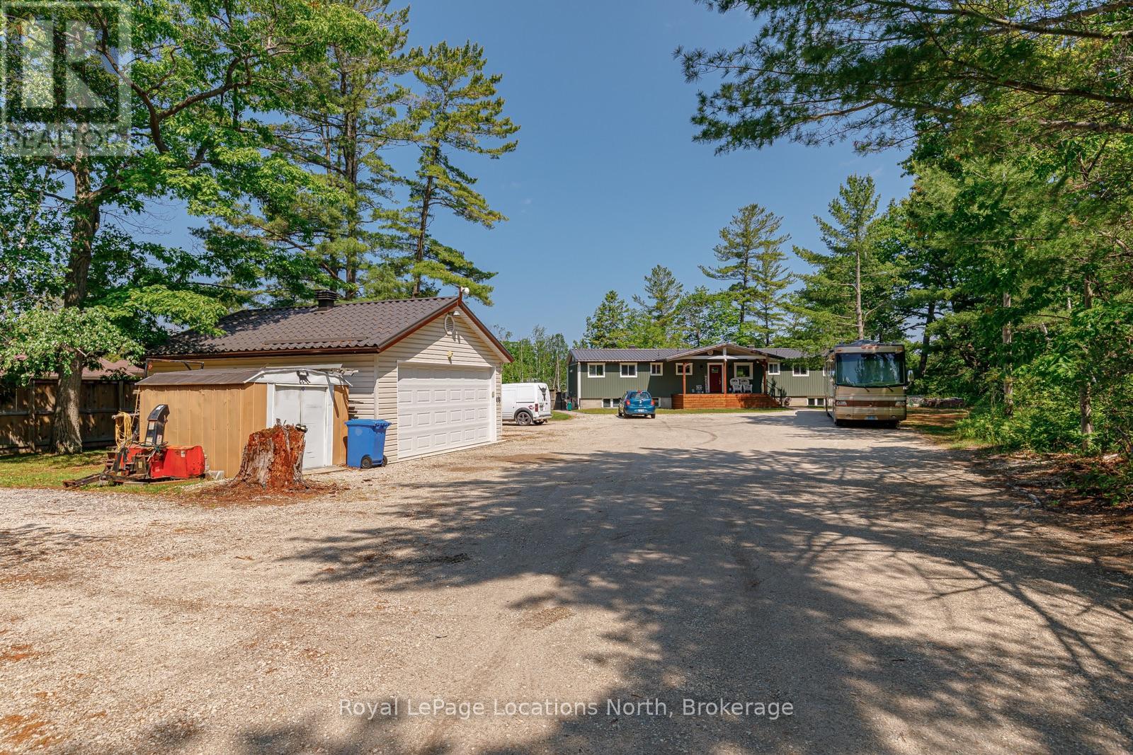 1628 River Road W, Wasaga Beach, Ontario  L9Z 2S3 - Photo 8 - S12339411