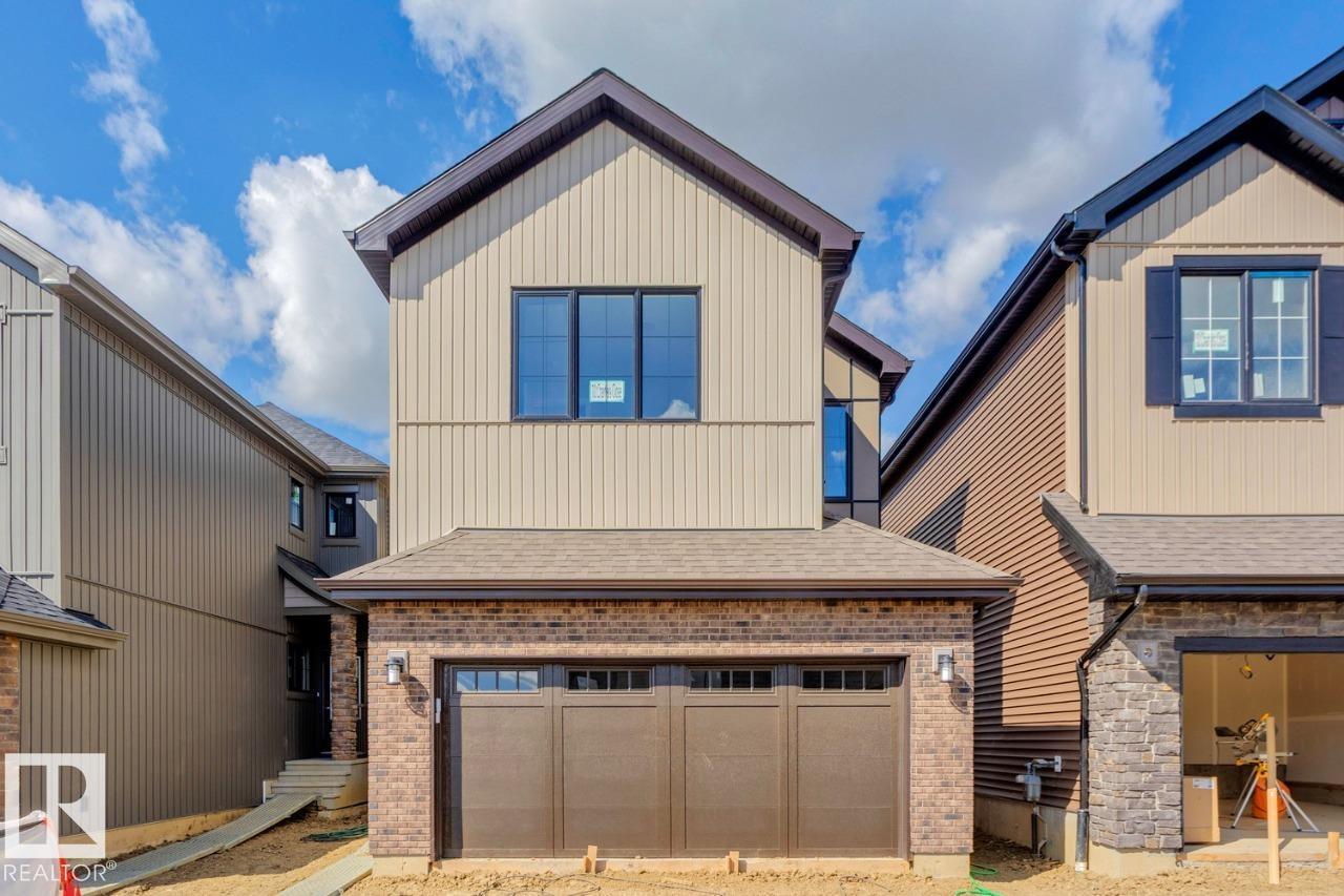 Property at 10 Chartres CL image 1