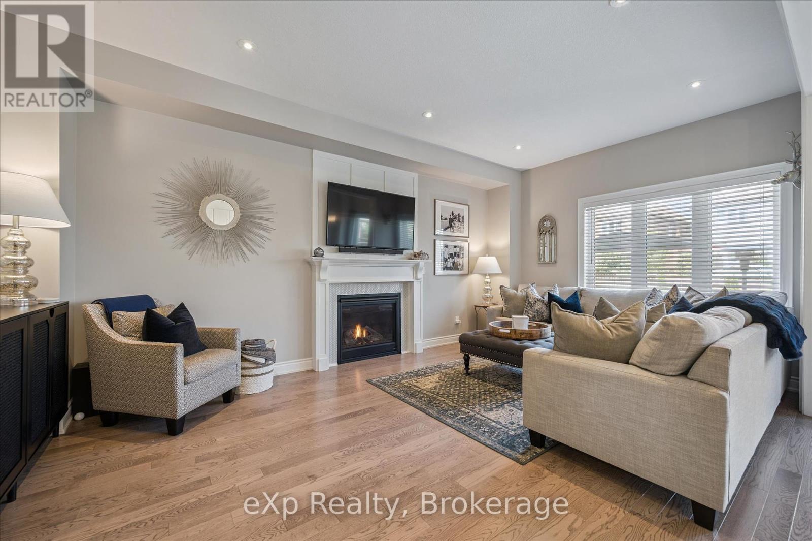 15 Ryan Street, Centre Wellington, Ontario  N1M 0C9 - Photo 14 - X12339381