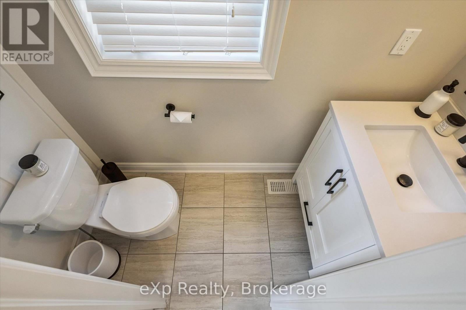 15 Ryan Street, Centre Wellington, Ontario  N1M 0C9 - Photo 20 - X12339381