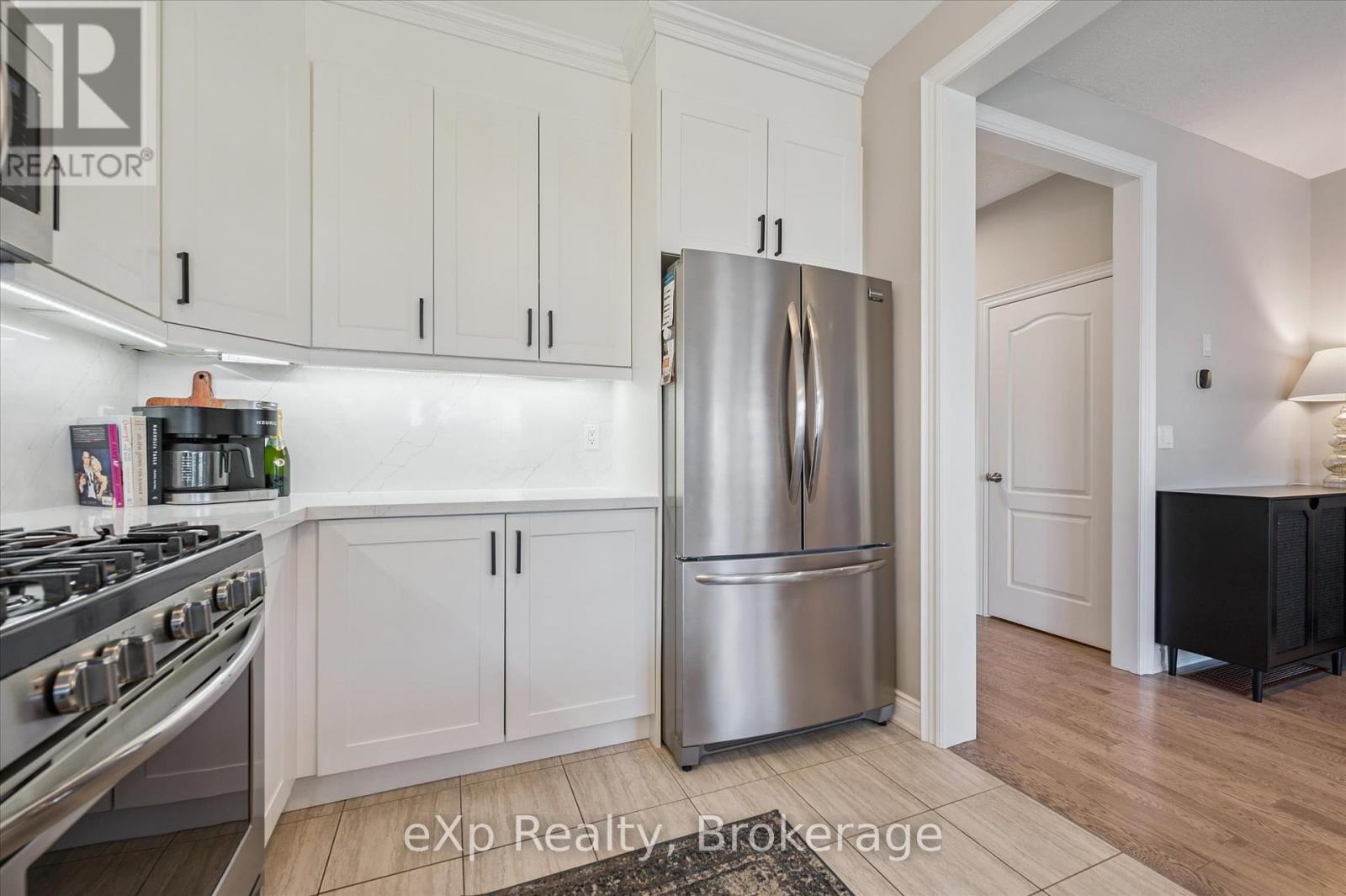 15 Ryan Street, Centre Wellington, Ontario  N1M 0C9 - Photo 9 - X12339381