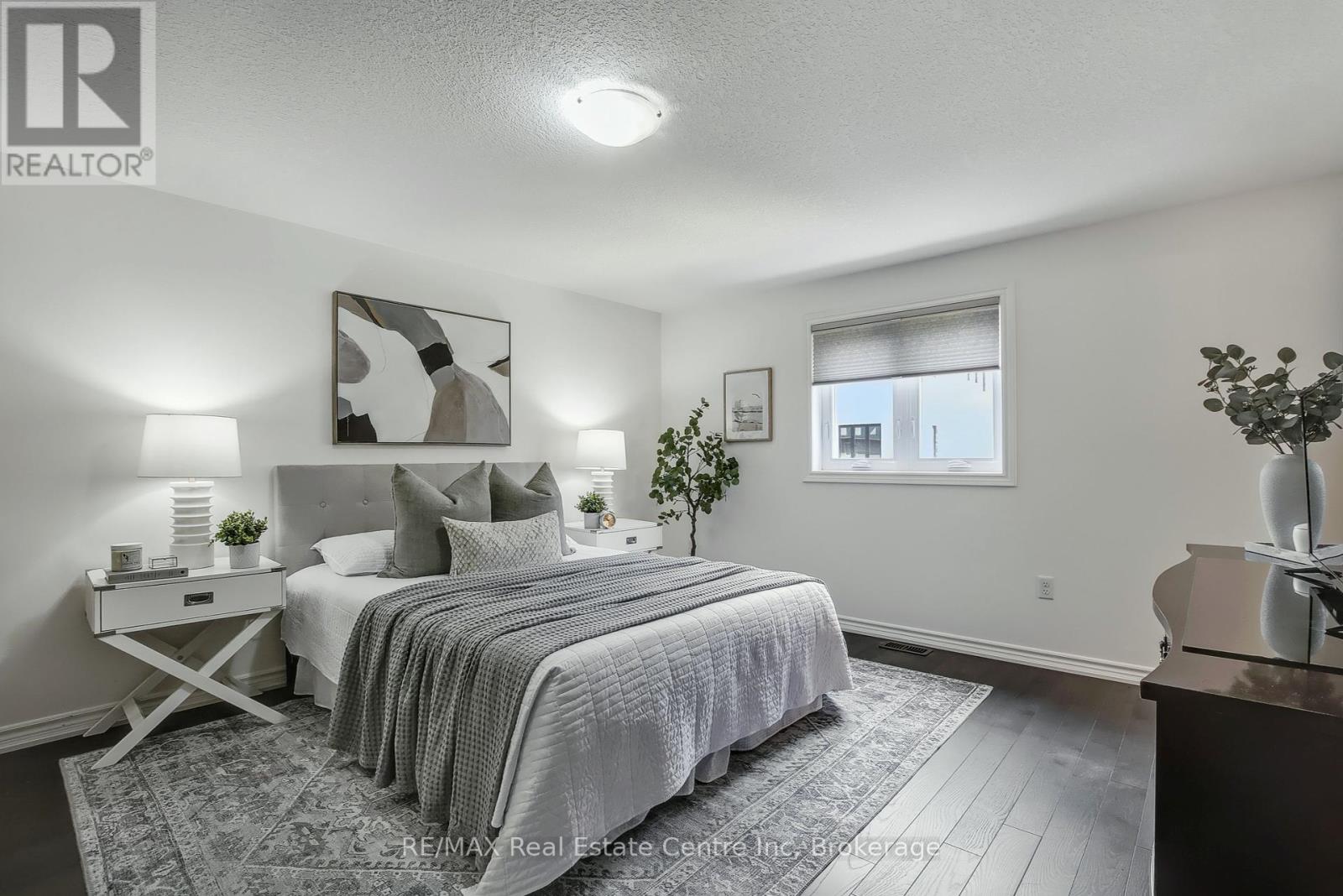 81 Mussen Street, Guelph, Ontario  N1E 0K2 - Photo 13 - X12339402