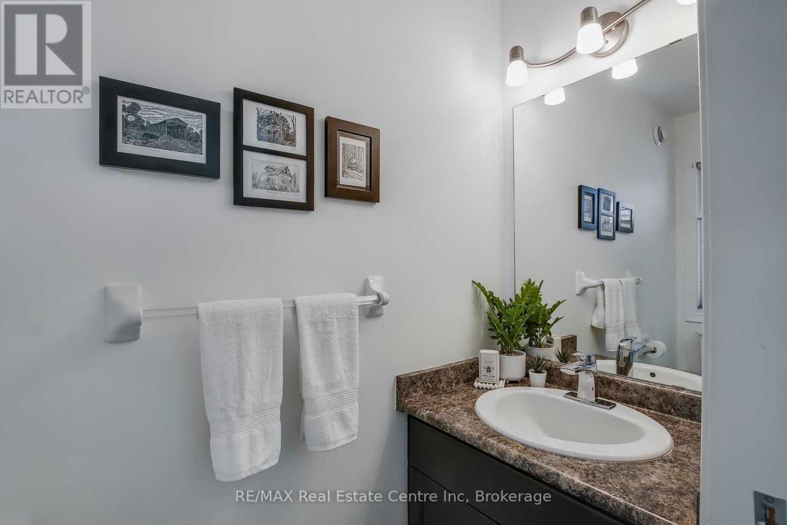 Property at 81 MUSSEN STREET image 5